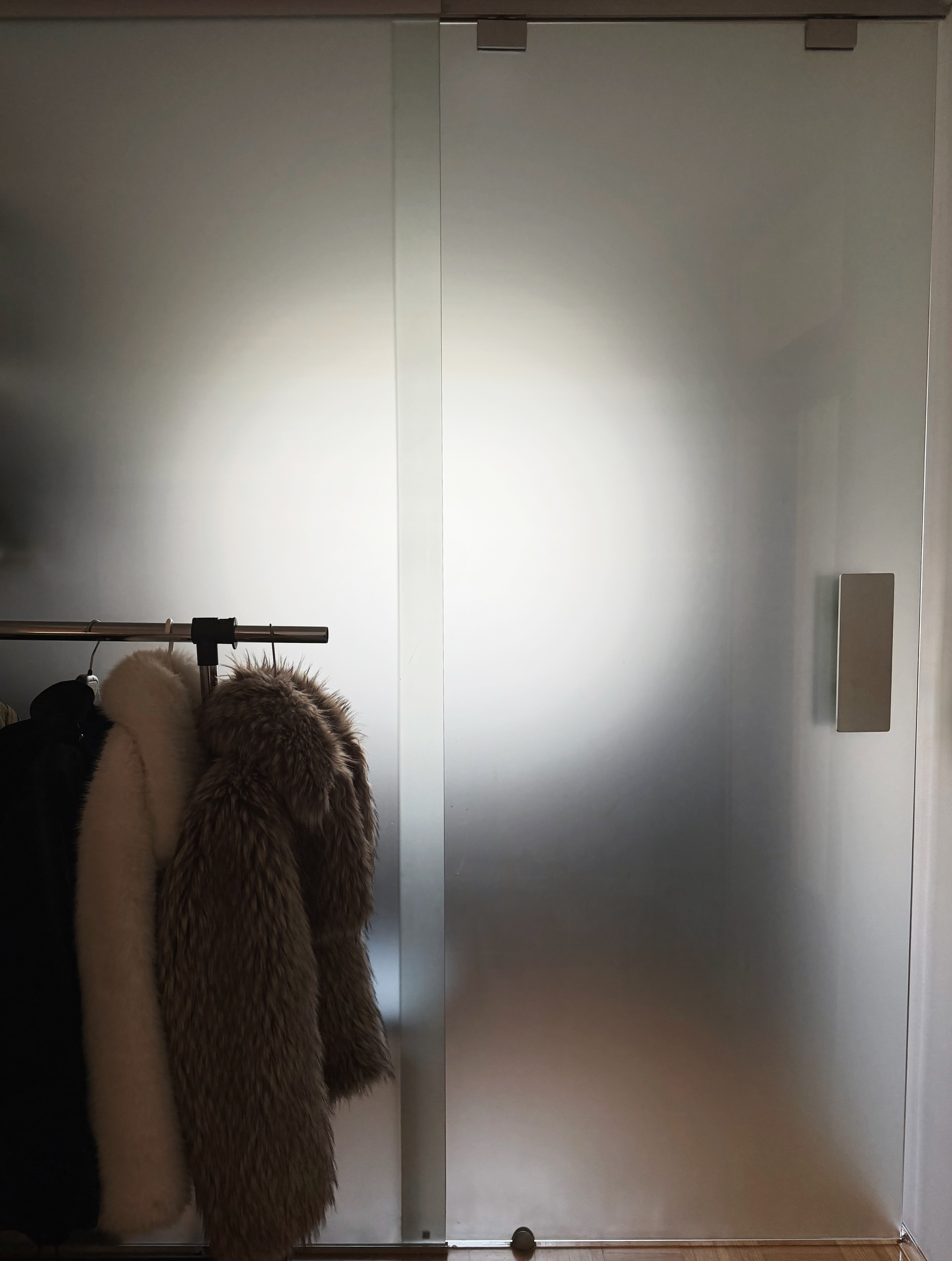 Ogledala z LED osvetlitvijo